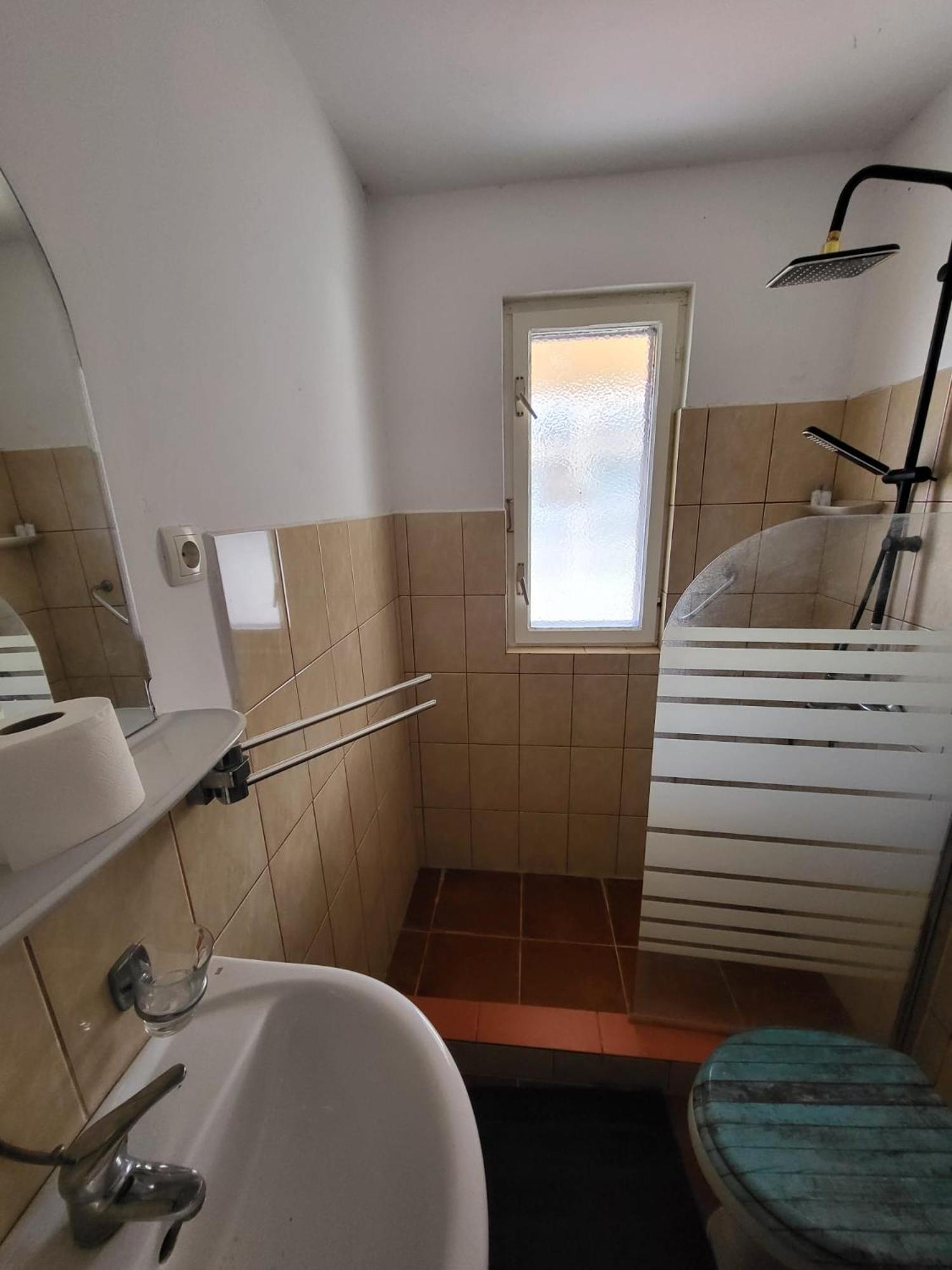 Apartment Bunjo'S Beach House Trogir Extérieur photo