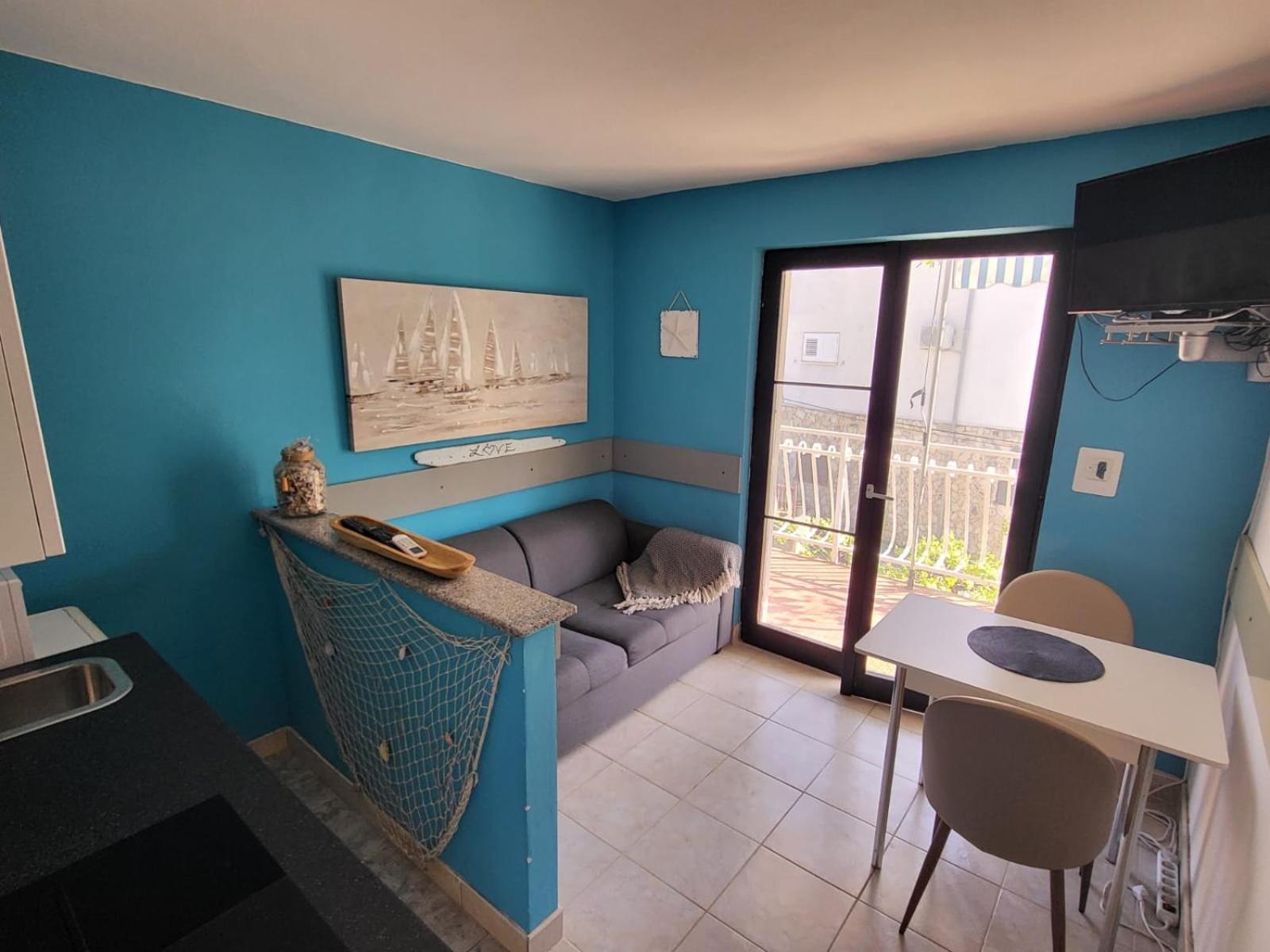Apartment Bunjo'S Beach House Trogir Extérieur photo
