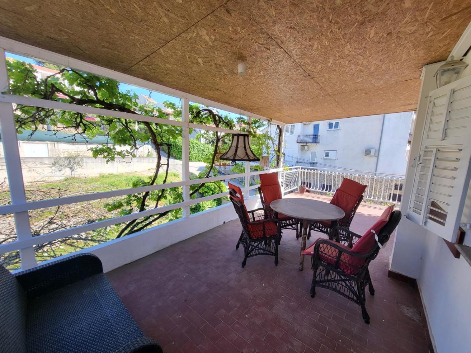 Apartment Bunjo'S Beach House Trogir Extérieur photo